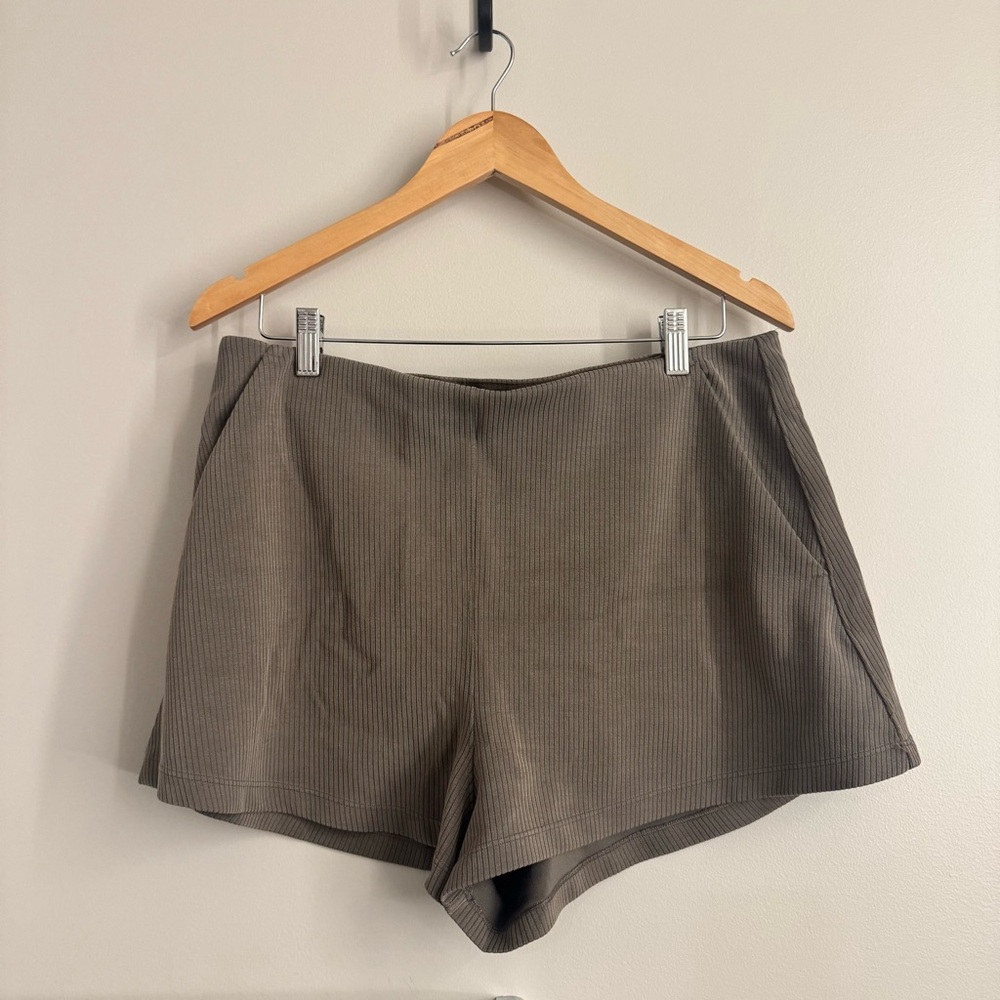Lululemon Softstreme Ribbed Shorts